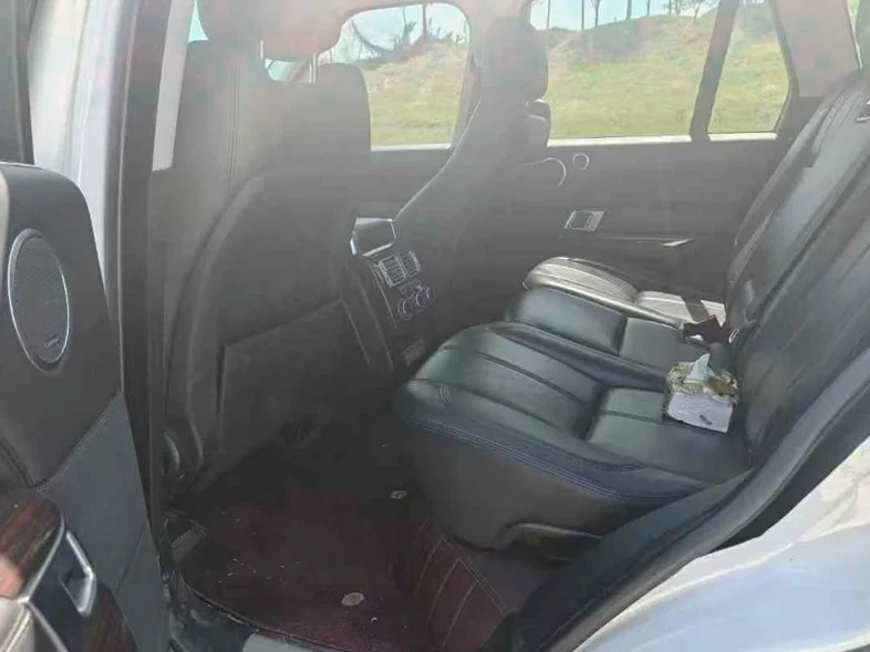 路虎揽胜行政 后面外观二