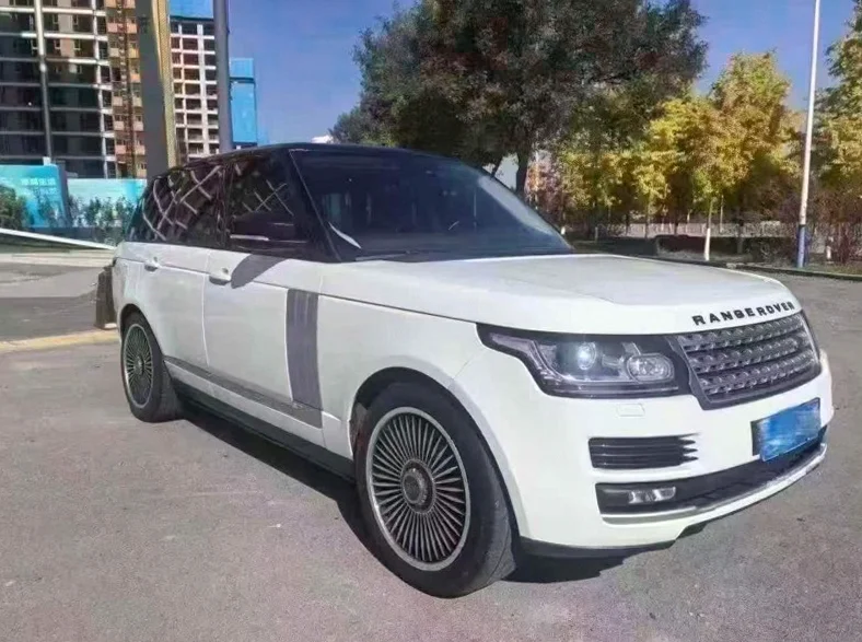 路虎揽胜行政 正面外观二