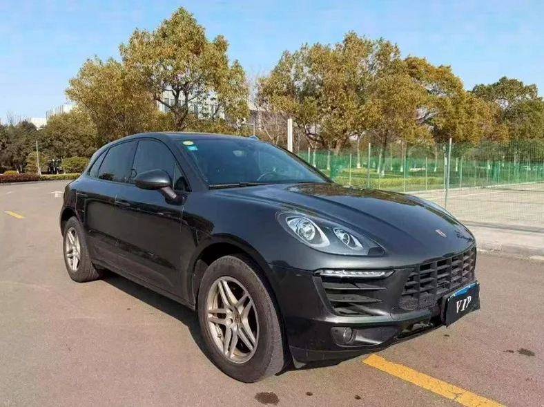 保时捷Macan 正面外观二