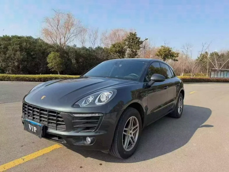 保时捷Macan 正面外观三