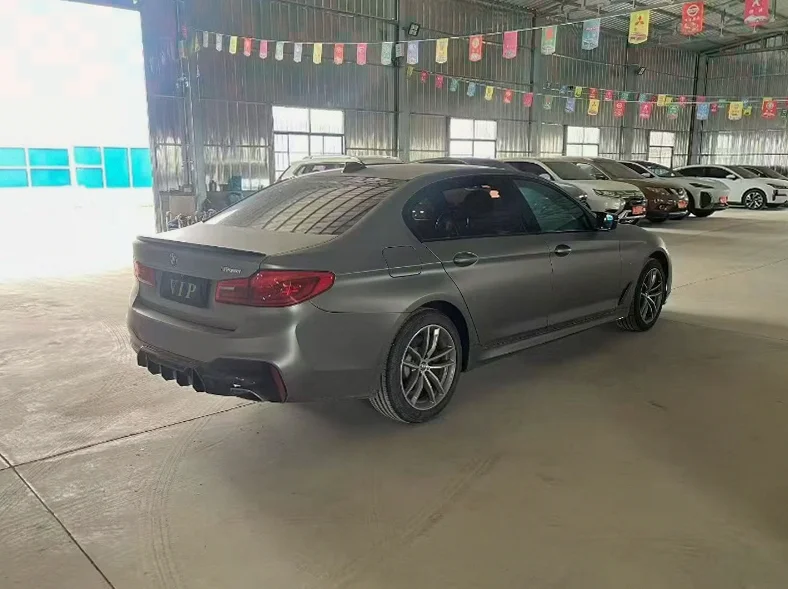 宝马5系 内饰后排