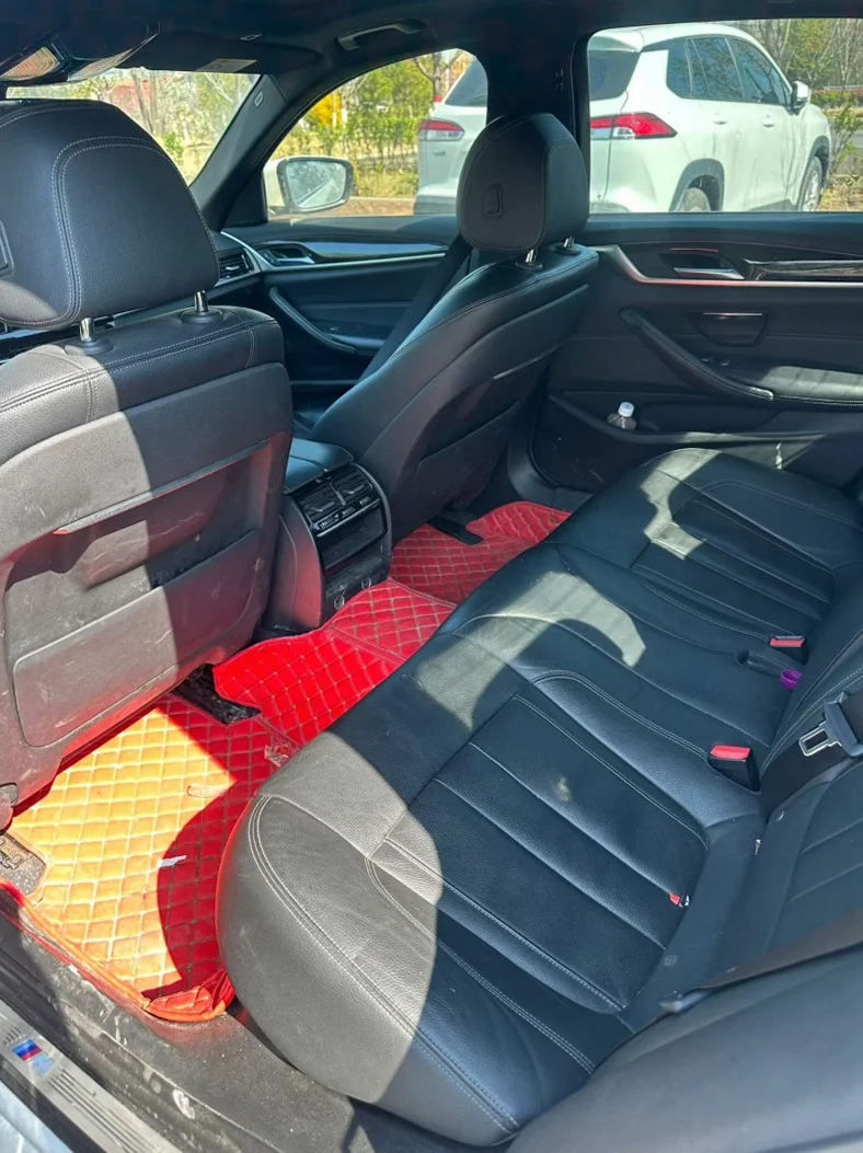 宝马5系 后面外观二