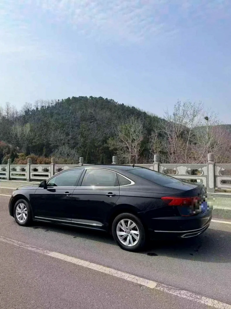 大众帕萨特 内饰前排