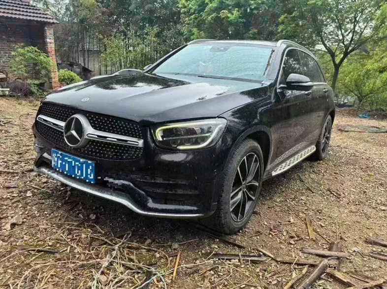 奔驰GLC 正面外观三