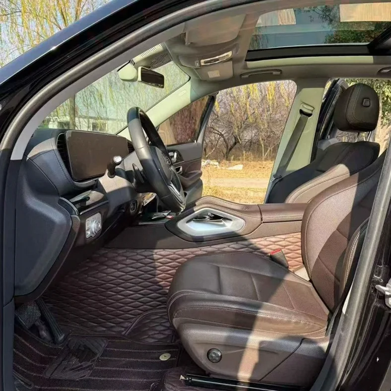 奔驰GLE 后面外观一