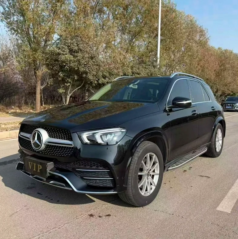 奔驰GLE 正面外观三