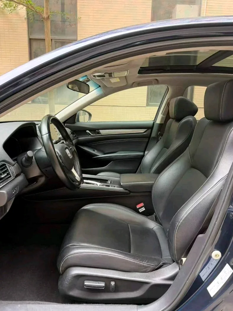 本田歌诗图 后面外观二