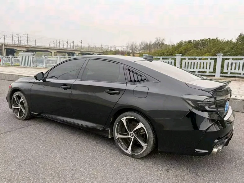 本田雅阁 内饰前排