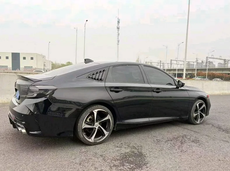 本田雅阁 驾驶室