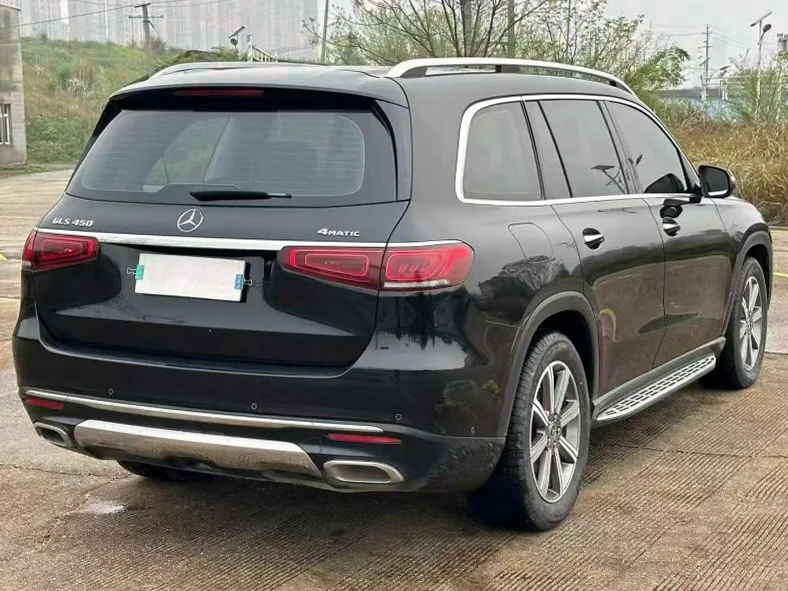 奔驰GLS 内饰后排