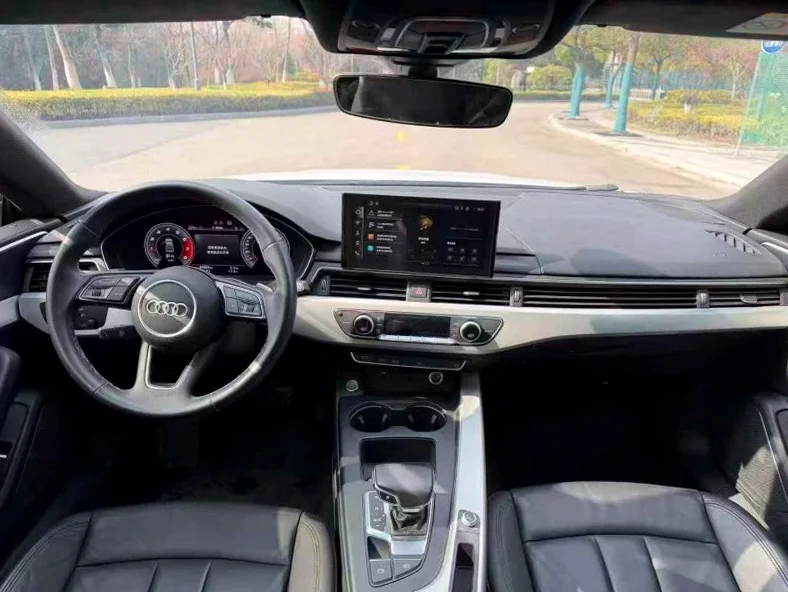 奥迪A5 后面外观三