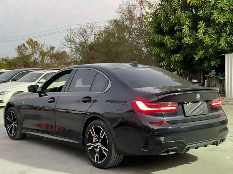 宝马3系 内饰前排