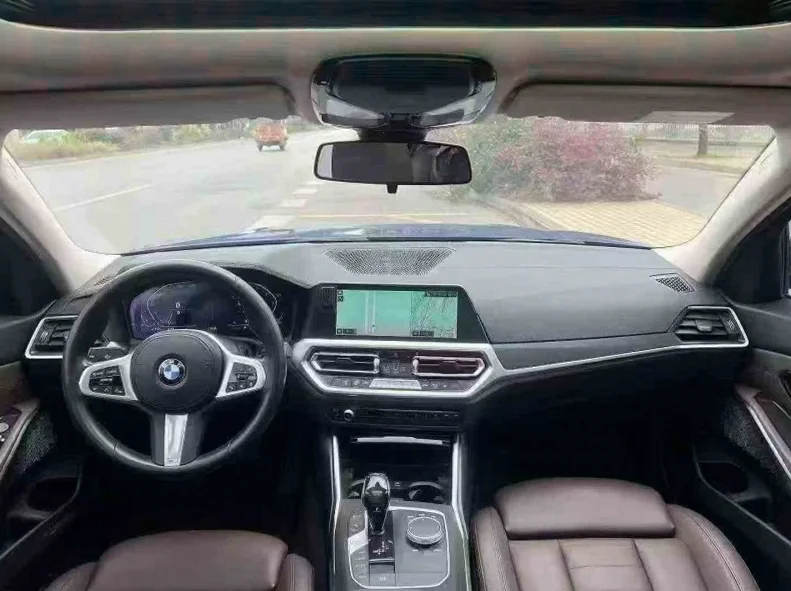 宝马3系 后面外观三