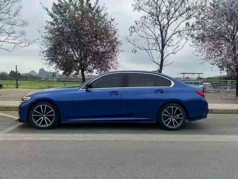 宝马3系 后面外观二