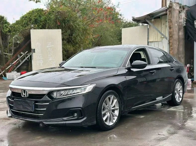 本田雅阁 正面外观二