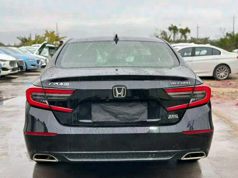 本田雅阁 内饰前排