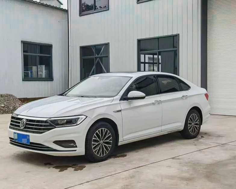 大众速腾 正面外观三