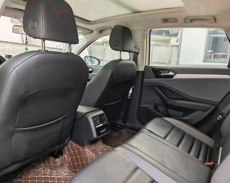 大众速腾 后面外观二