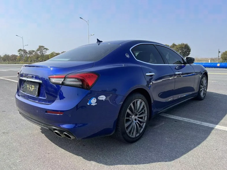 玛莎拉蒂Ghibli 后面外观三