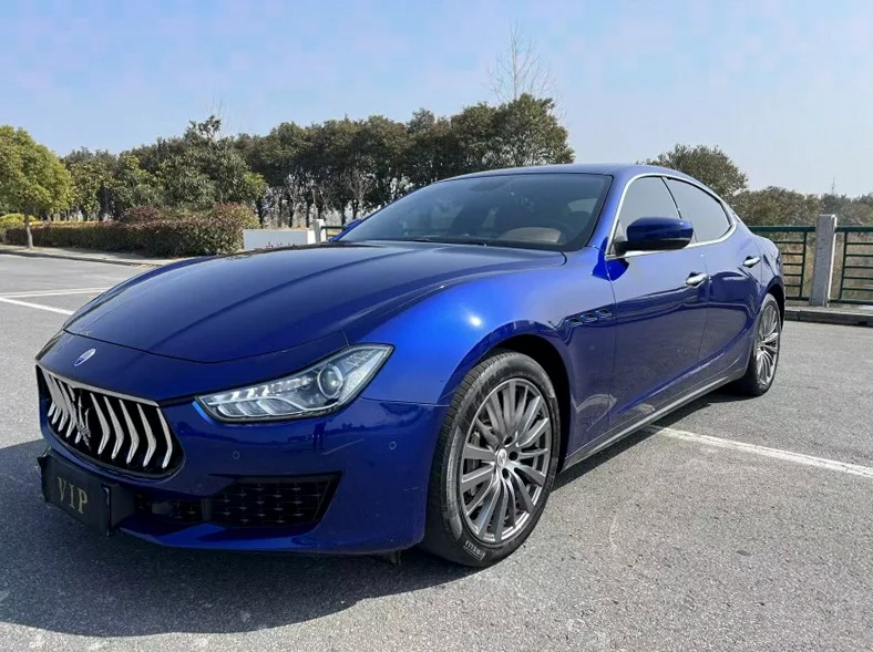 玛莎拉蒂Ghibli 正面外观三