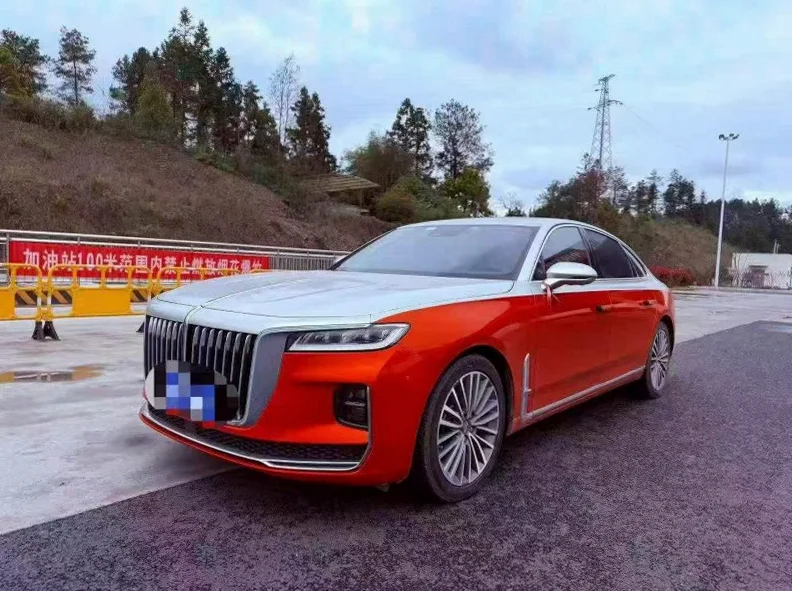 红旗H9 正面外观二