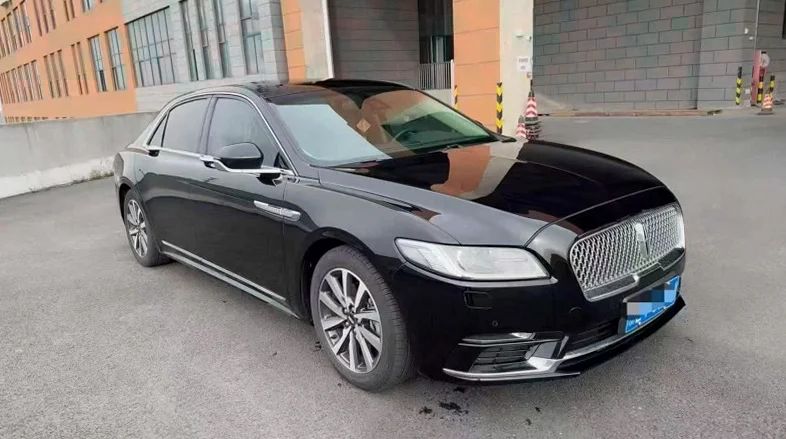 林肯大陆 正面外观三