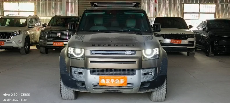 21年路虎卫士110 3.0T高配