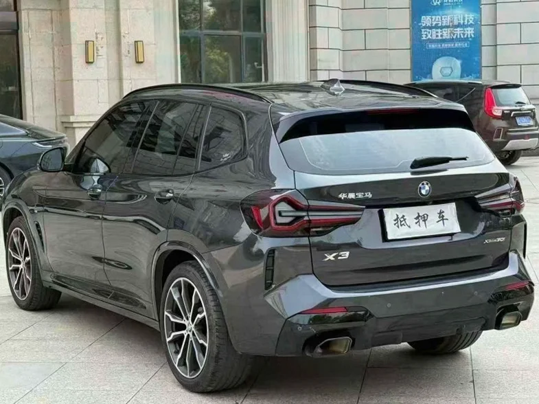 宝马X3 驾驶室