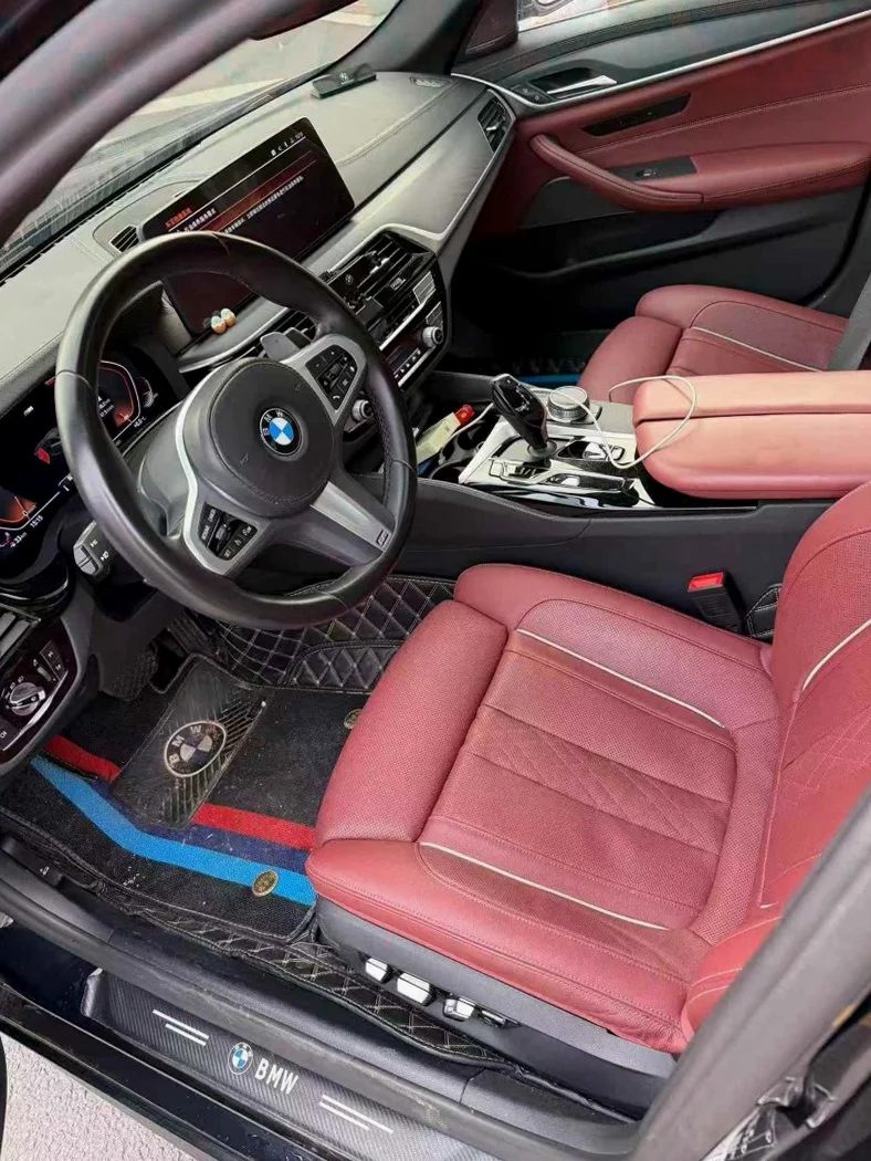 宝马5系 后面外观二