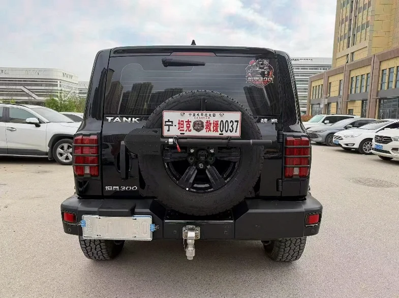 长城汽车坦克 内饰前排