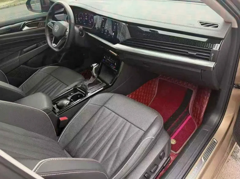 大众帕萨特 后面外观二