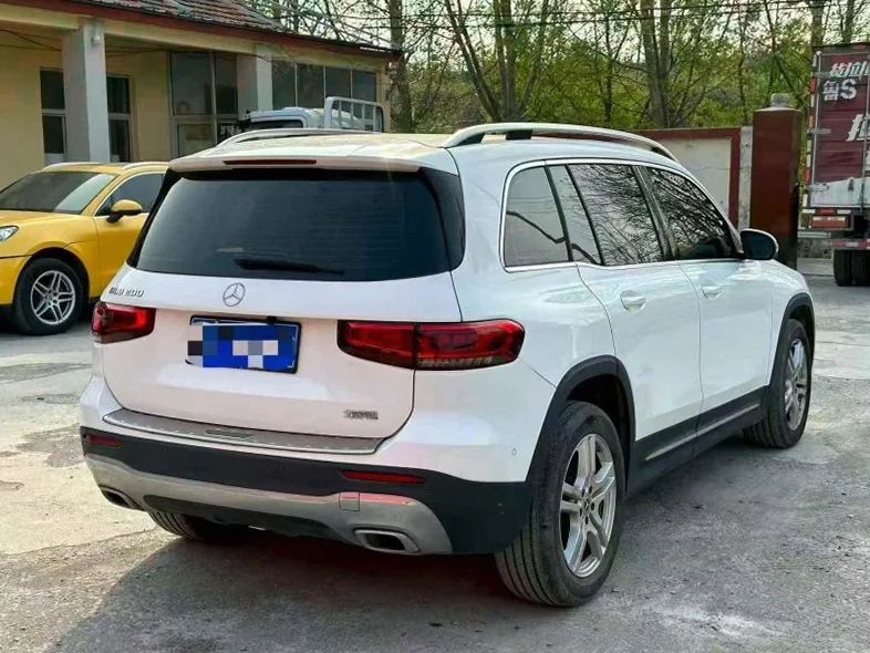 奔驰GLB 内饰前排