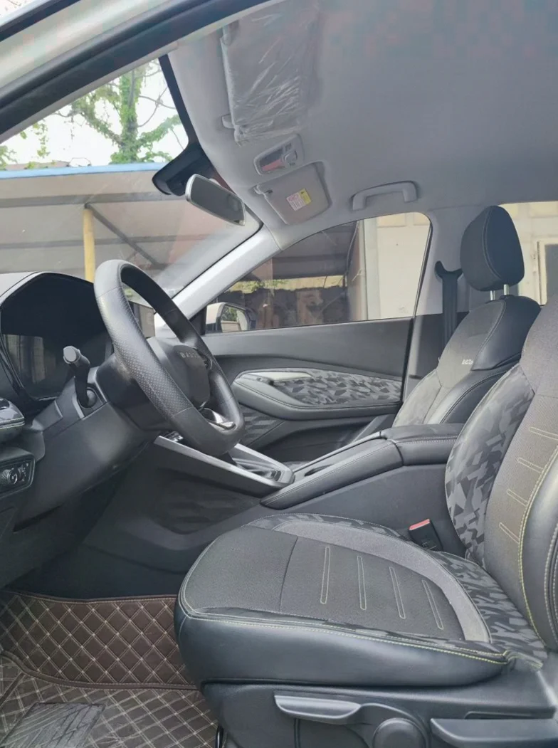 宝骏RS3 后面外观三