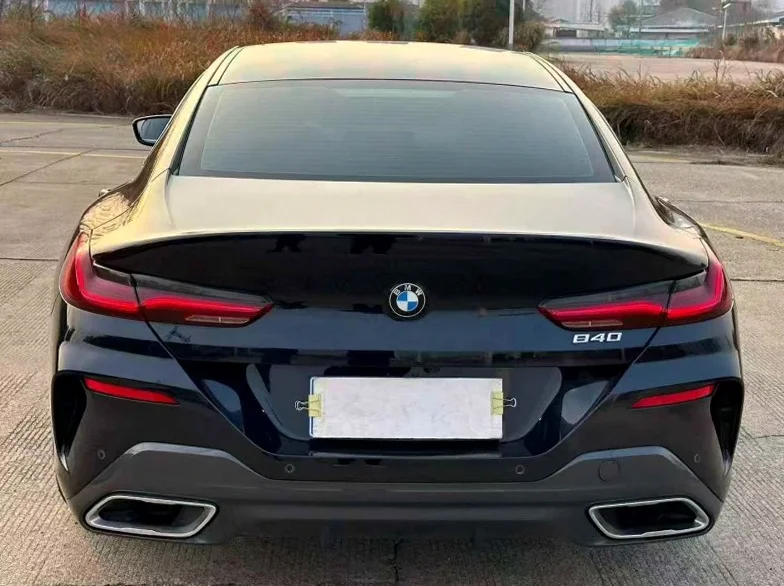 宝马8系 驾驶室