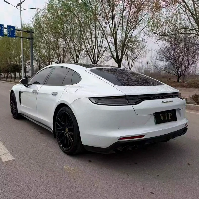 保时捷帕拉梅拉 内饰后排