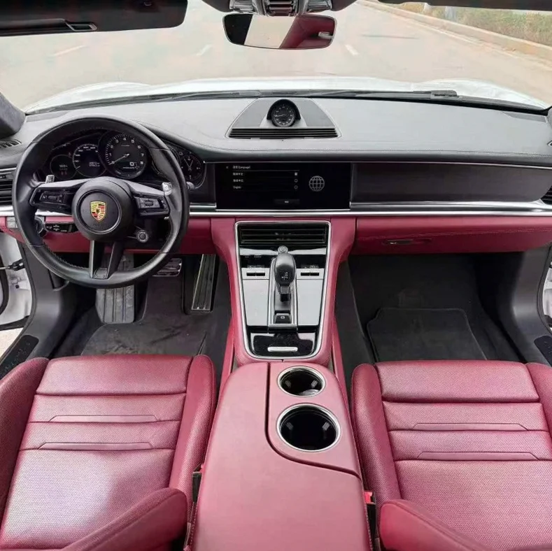 保时捷帕拉梅拉 后面外观二