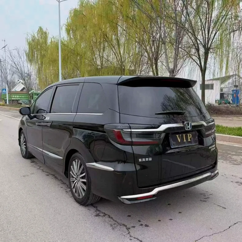 本田艾力绅 驾驶室