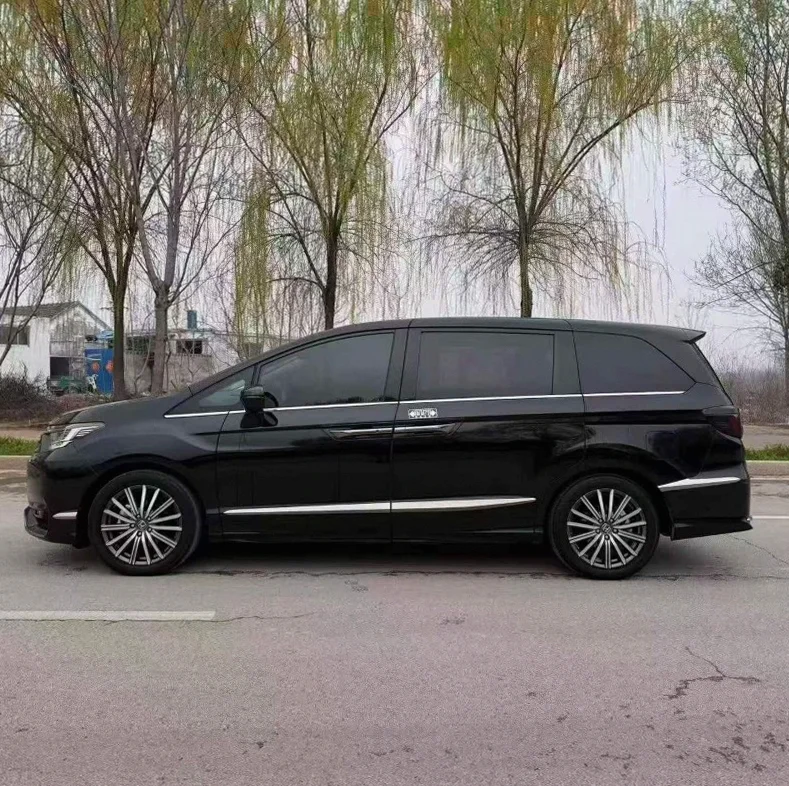 本田艾力绅 后面外观三