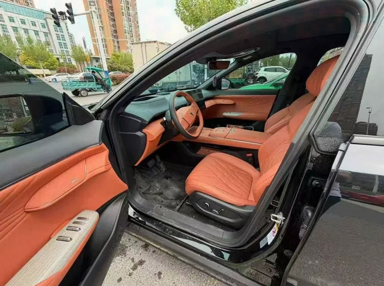 长安汽车深蓝 后面外观一