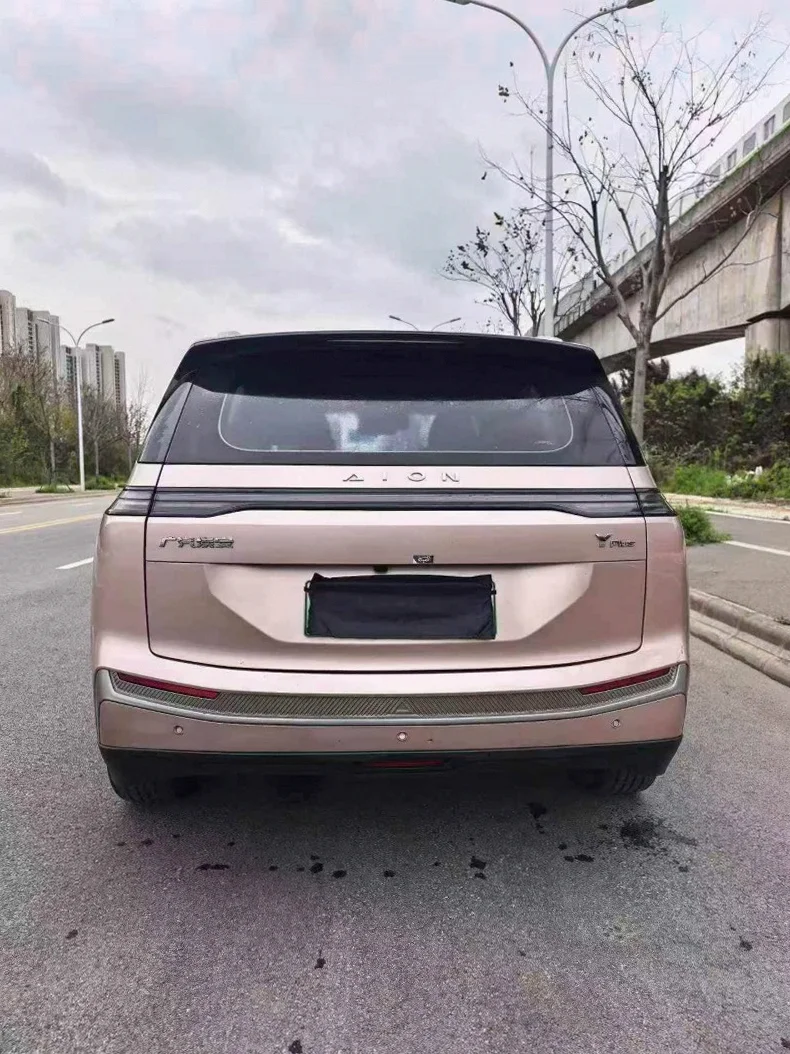 传祺埃安Y 内饰后排