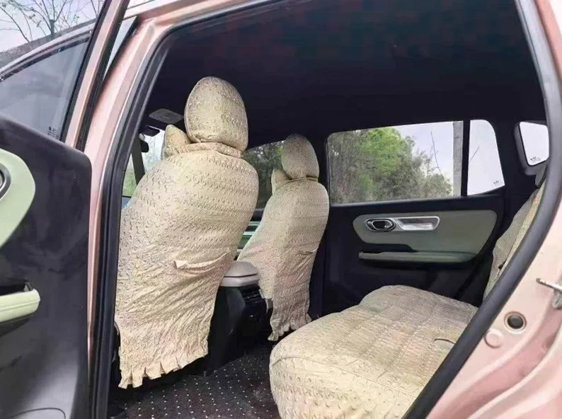 传祺埃安Y 后面外观一