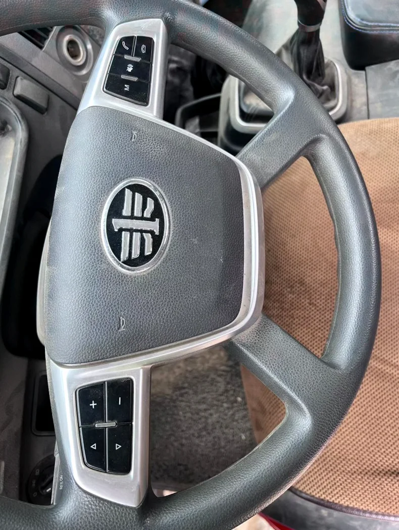 解放卡车 内饰前排