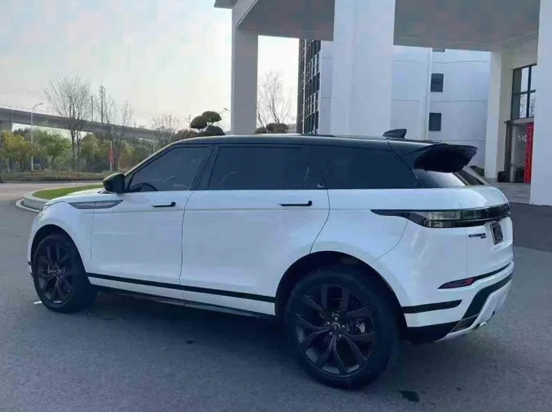 路虎极光 内饰前排