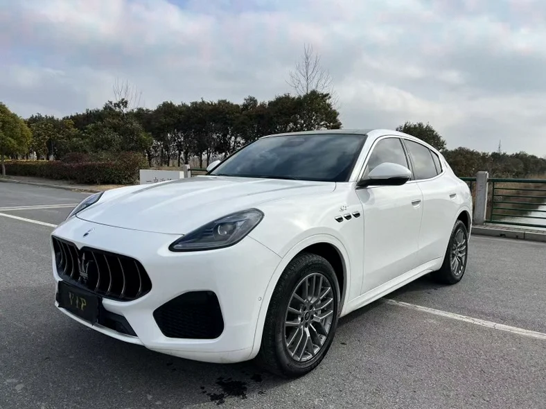 玛莎拉蒂Grecale格雷嘉 正面外观三