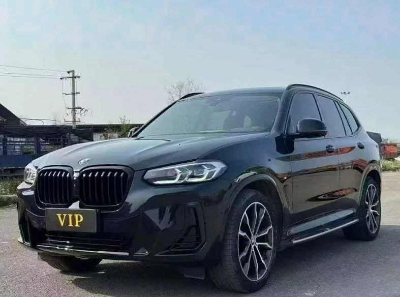 宝马X3 正面外观三