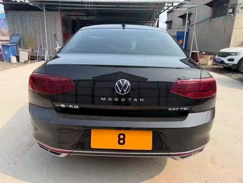 大众迈腾 内饰后排