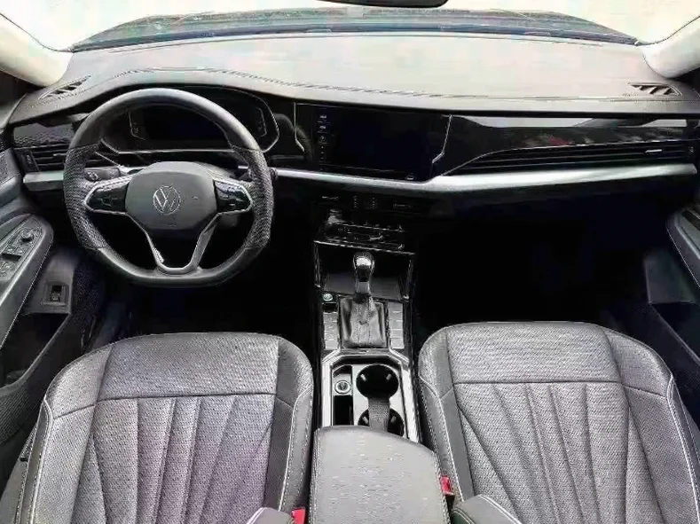 大众帕萨特 后面外观三