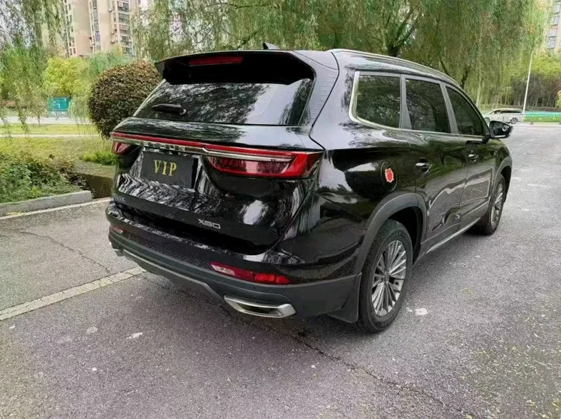 奇瑞捷途 内饰后排