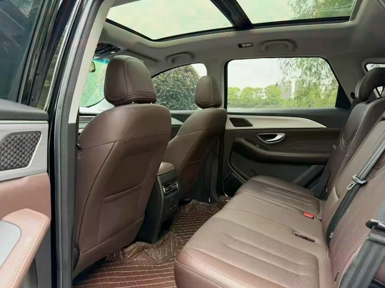 奇瑞捷途 后面外观一