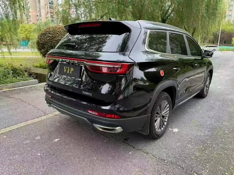 奇瑞捷途 内饰后排